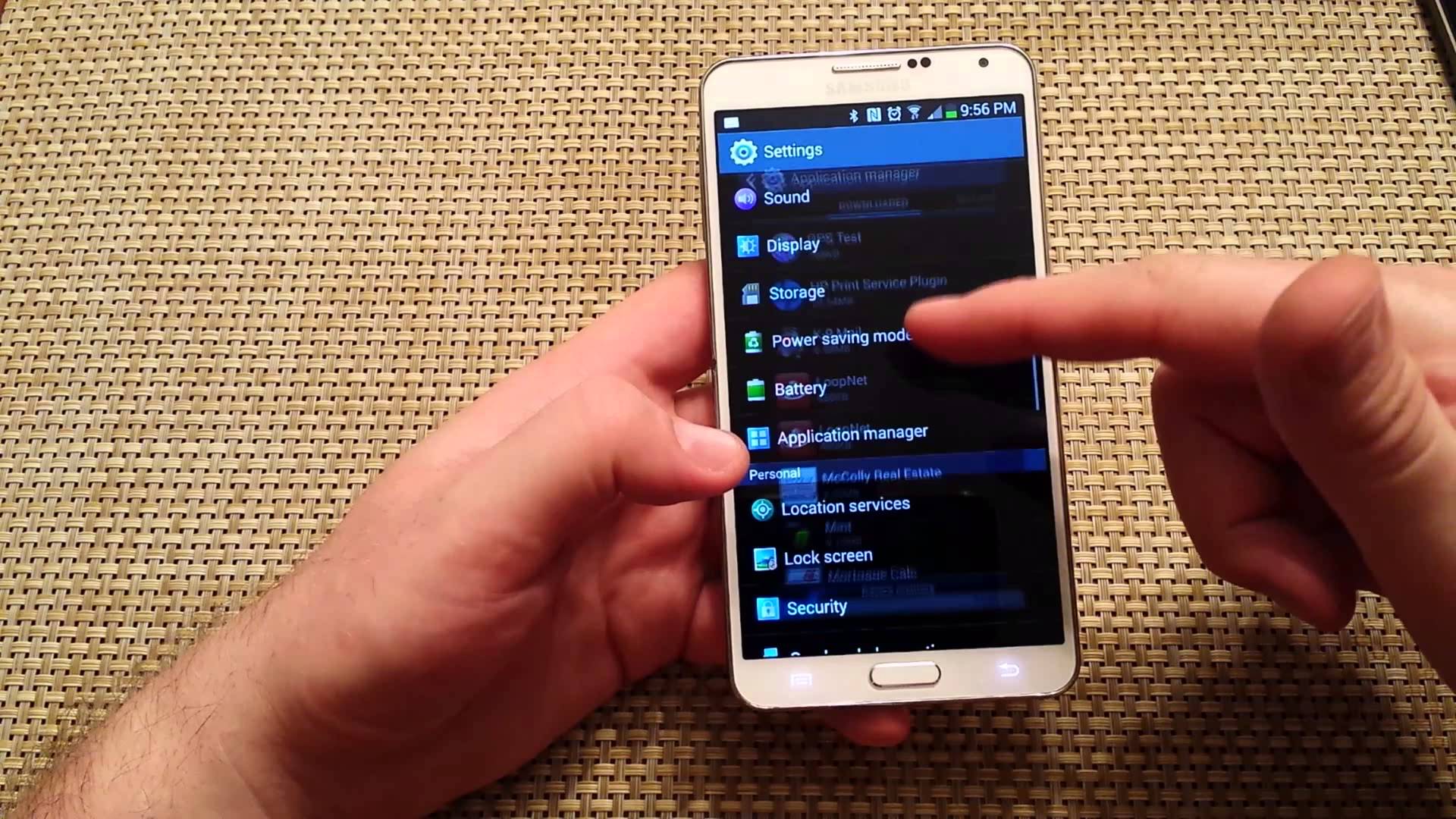 Default phone. Самсунг нот 5 экран помехи. How to make older Phones Run Newer apps.